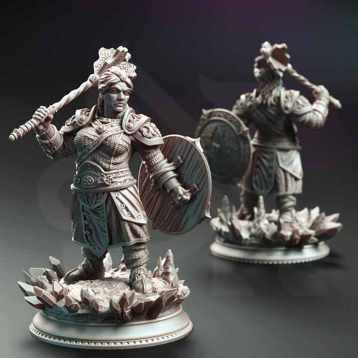Female Dwarven Paladin Fighter 32mm Scale - Dwarf War Cleric by DM Stash